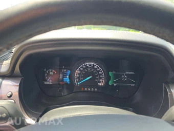 2019 Ford Ranger Lariat Crew Cab Medium Bed - miniatura 9