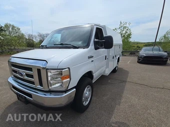 2019 Ford Super Duty E-350 Cutaway