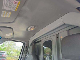 2019 Ford Super Duty E-350 Cutaway - miniatura 12