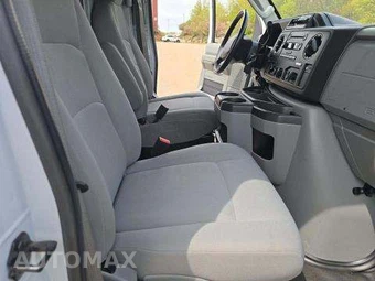 2019 Ford Super Duty E-350 Cutaway - miniatura 16