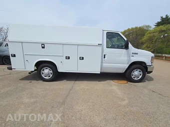 2019 Ford Super Duty E-350 Cutaway - miniatura 5