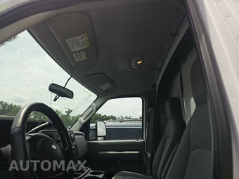 2019 Ford Super Duty E-350 Cutaway - miniatura 13