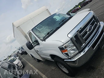 2019 Ford Super Duty E-350 Cutaway - miniatura 3