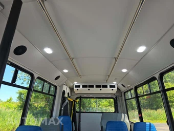 2019 Ford Super Duty E-350 Cutaway DRW - miniatura 11