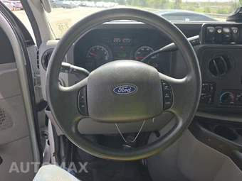 2019 Ford Super Duty E-350 Cutaway DRW - miniatura 10