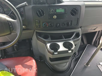 2019 Ford Super Duty E-350 Cutaway DRW - miniatura 11