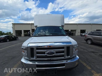 2019 Ford Super Duty E-350 Cutaway DRW - miniatura 2