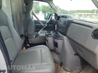 2019 Ford Super Duty E-350 Cutaway DRW – miniatura 21