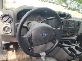 2019 Ford Super Duty E-350 Cutaway DRW – miniatura 23