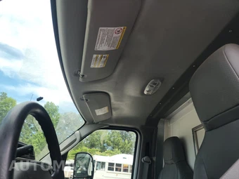 2019 Ford Super Duty E-350 Cutaway DRW – miniatura 24