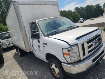 2019 Ford Super Duty E-350 Cutaway DRW – miniatura 3