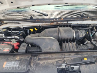 2019 Ford Super Duty E-350 Cutaway DRW – miniatura 7