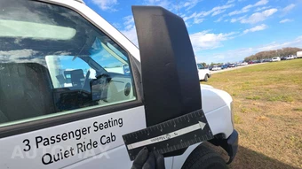2019 Ford Super Duty E-350 Cutaway DRW - miniatura 19