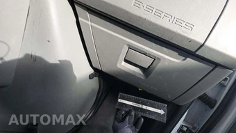 2019 Ford Super Duty E-350 Cutaway DRW - miniatura 21