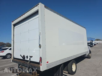2019 Ford Super Duty E-350 Cutaway DRW - miniatura 4
