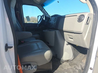 2019 Ford Super Duty E-350 Cutaway DRW - miniatura 8