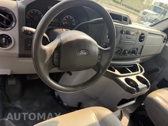 2019 Ford Super Duty E-350 Cutaway DRW - miniatura 21