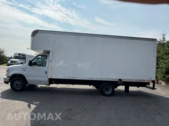 2019 Ford Super Duty E-350 Cutaway DRW - miniatura 6
