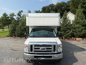 2019 Ford Super Duty E-350 Cutaway DRW - miniatura 8