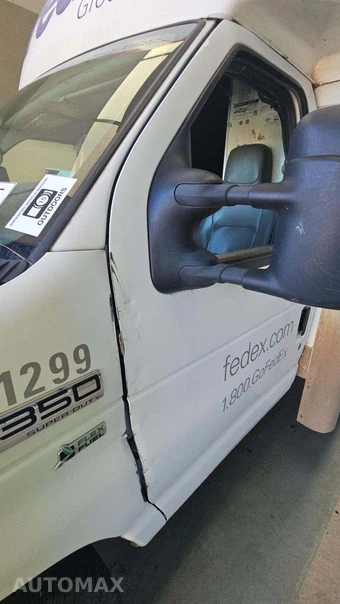 2019 Ford Super Duty E-350 Cutaway DRW – miniatura 28