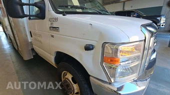 2019 Ford Super Duty E-350 Cutaway DRW – miniatura 38