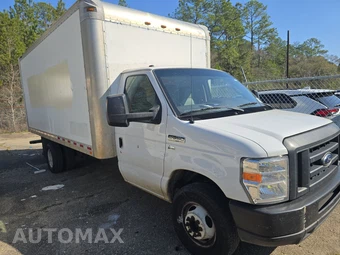2019 Ford Super Duty E-350 Cutaway DRW – miniatura 3