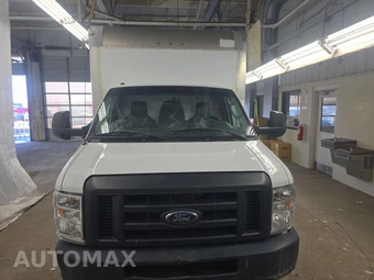2019 Ford Super Duty E-350 Cutaway DRW - miniatura 2