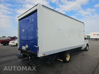 2019 Ford Super Duty E-350 Cutaway DRW - miniatura 4