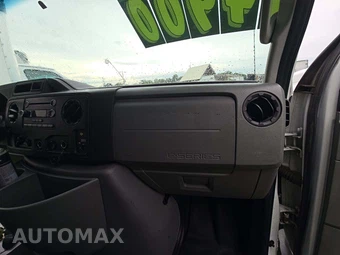 2019 Ford Super Duty E-350 Cutaway DRW - miniatura 16
