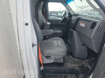 2019 Ford Super Duty E-350 Cutaway DRW – miniatura 8