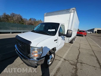 2019 Ford Super Duty E-350 Cutaway DRW