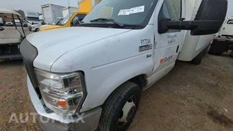 2019 Ford Super Duty E-350 Cutaway DRW - miniatura 22