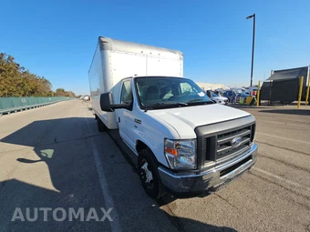 2019 Ford Super Duty E-350 Cutaway DRW - miniatura 3