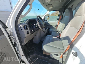 2019 Ford Super Duty E-350 Cutaway DRW - miniatura 8