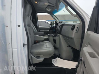 2019 Ford Super Duty E-350 Cutaway DRW – miniatura 15