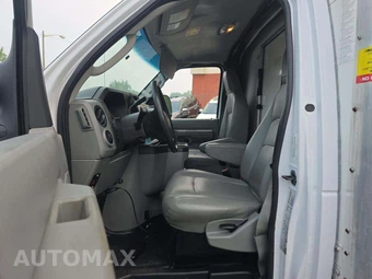 2019 Ford Super Duty E-350 Cutaway DRW – miniatura 6
