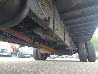 2019 Ford Super Duty E-350 Cutaway DRW – miniatura 7