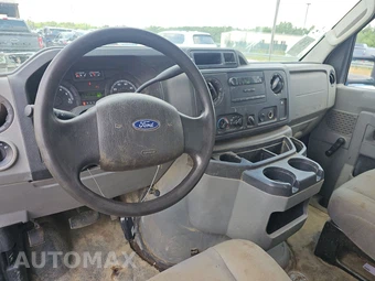 2019 Ford Super Duty E-450 Cutaway DRW 176.0" WB - miniatura 11