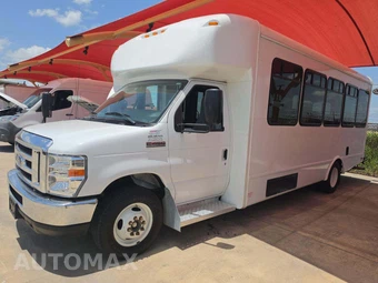 2019 Ford Super Duty E-450 Cutaway DRW