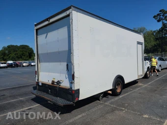 2019 Ford Super Duty E-450 Cutaway DRW – miniatura 4