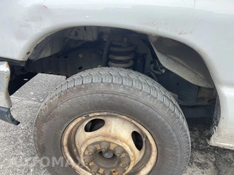 2019 Ford Super Duty E-450 Cutaway DRW - miniatura 17