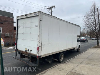 2019 Ford Super Duty E-450 Cutaway DRW - miniatura 5