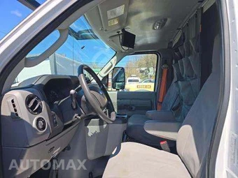 2019 Ford Super Duty E-450 Cutaway DRW - miniatura 6