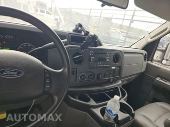 2019 Ford Super Duty E-450 Cutaway DRW - miniatura 11