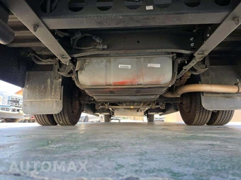 2019 Ford Super Duty E-450 Stripped Chassis DRW - miniatura 9