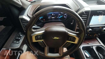 2019 Ford Super Duty F-250 King Ranch Crew Cab Medium Bed - miniatura 28