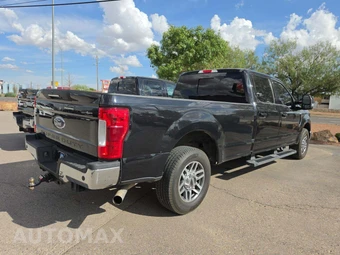2019 Ford Super Duty F-250 Lariat Crew Cab Long Bed - miniatura 3