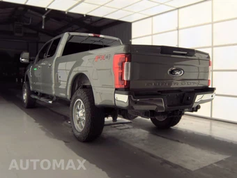 2019 Ford Super Duty F-250 Lariat Crew Cab Long Bed - miniatura 6