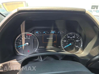 2019 Ford Super Duty F-250 Lariat Crew Cab Medium Bed - miniatura 9