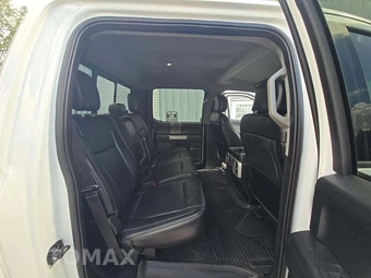 2019 Ford Super Duty F-250 Lariat Crew Cab Medium Bed - miniatura 16